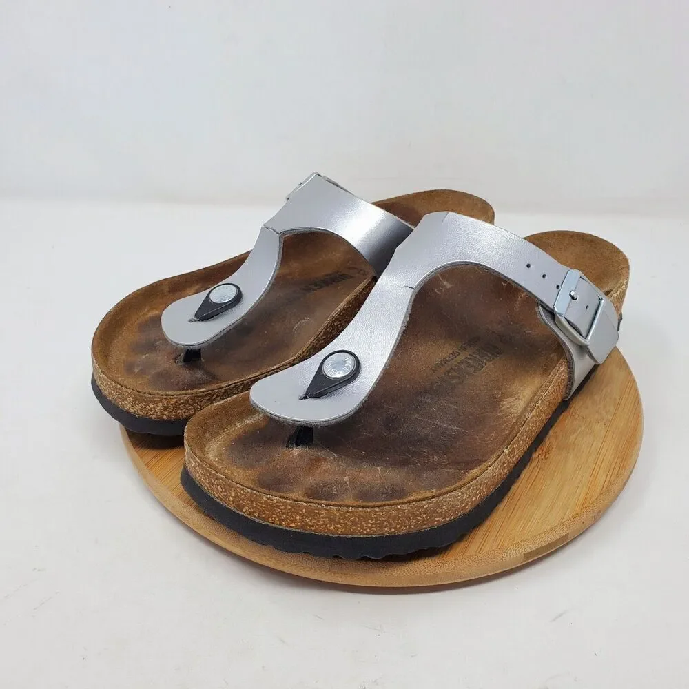 Birkenstock Gizeh Sandals 38‎ Womens 7 Silver Thong Buckle Strap Cracked Straps